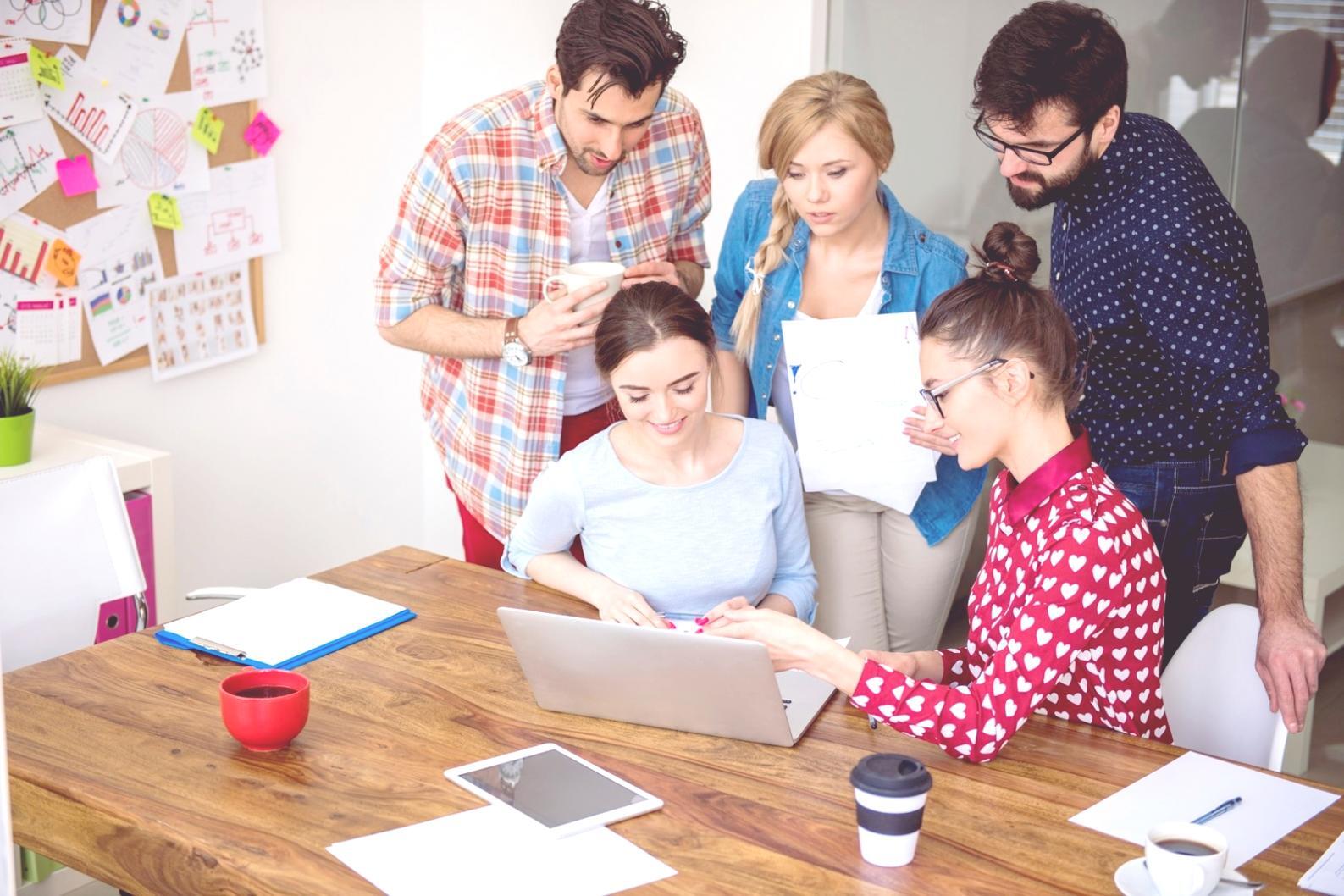 Equipo de sylivore trabajando en estrategias financieras personalizadas
